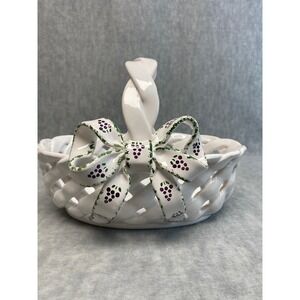 Berardos Vintage White‎ Portugal Ceramic Lattice Basket Bowl Grape Bow Accent